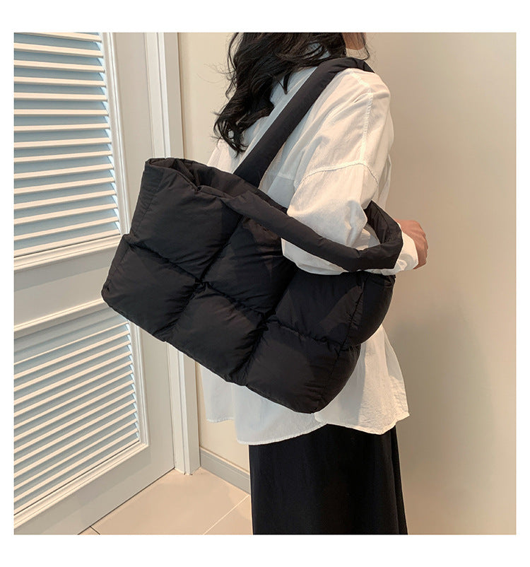 Women Tote Handbags Quilted Plaid Bag Retro Trendy Checkered Waterproof Shoulder Bag Solid Color Winter Soft Large Capacity Bags