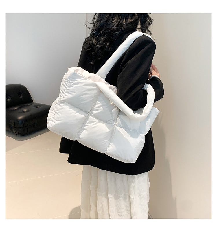 Women Tote Handbags Quilted Plaid Bag Retro Trendy Checkered Waterproof Shoulder Bag Solid Color Winter Soft Large Capacity Bags