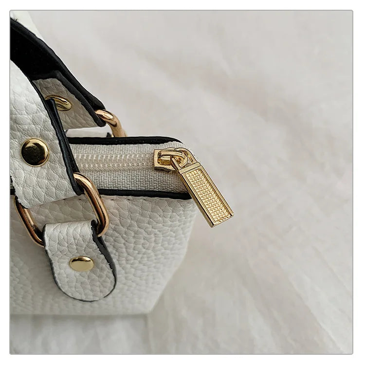 2026 Girls Hand-held Small Square Bag 2025 Summer New Classic Children Carrying One-shoulder Messenger Bag. Wallet Keychain