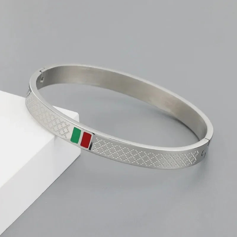 Man And Women's Trendy Bangle Stainless Steel Hand Jewelry Light Luxury Bracelets For Couple And lovers Gift Simple & Elegant