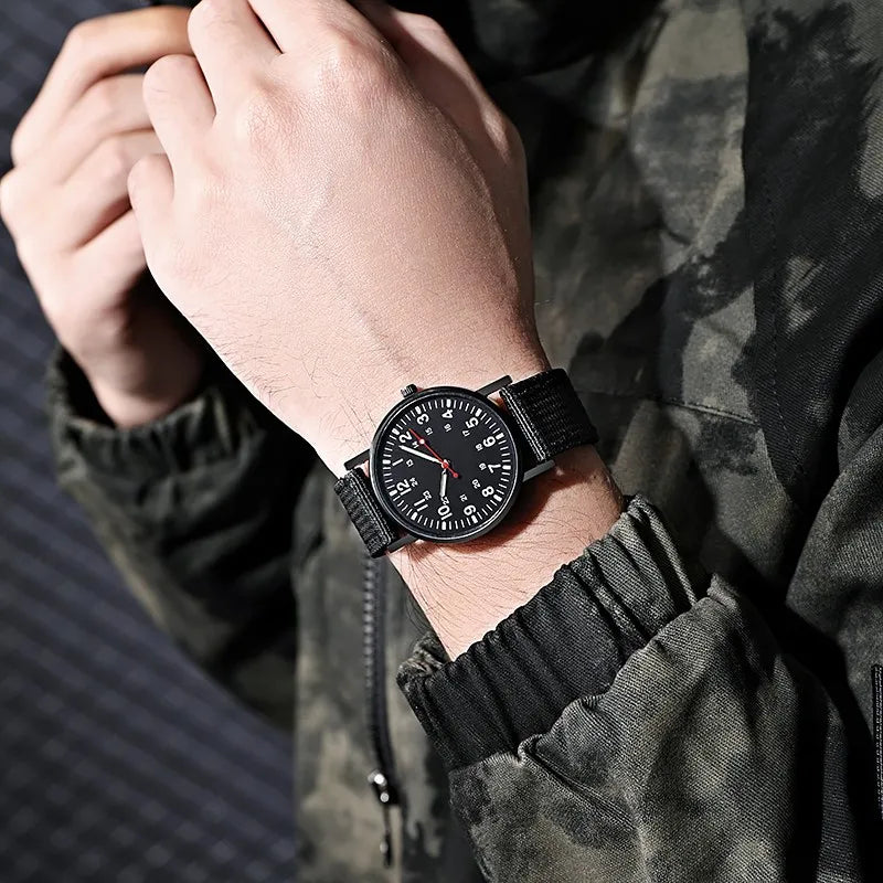 Aurajutt Big Dial Luminous Watch