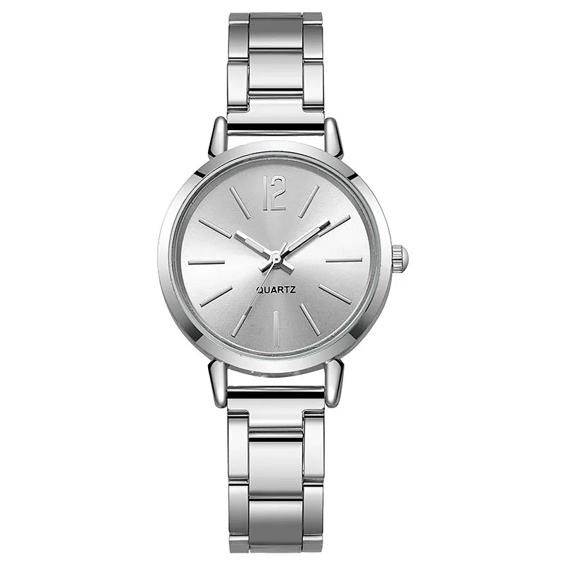 Aurajutt Simple Round Gold Watch