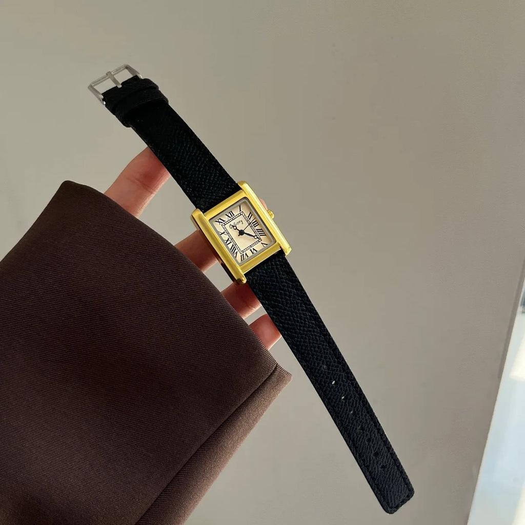 Aurajutt Petite Square Retro Watch