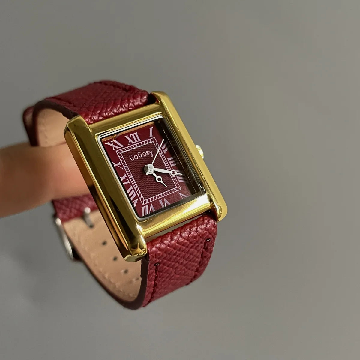 Aurajutt Petite Square Retro Watch