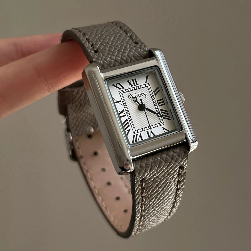 Aurajutt Petite Square Retro Watch