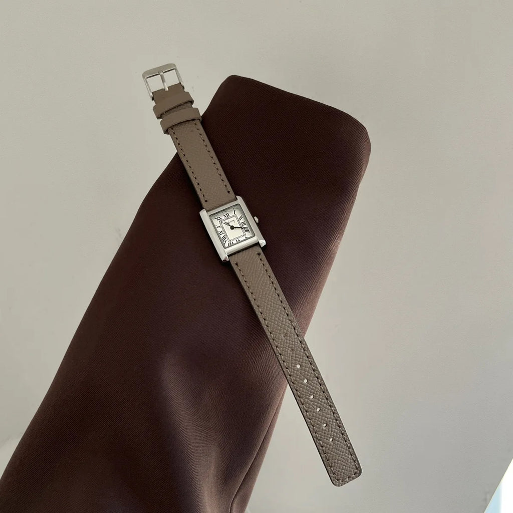 Aurajutt Petite Square Retro Watch
