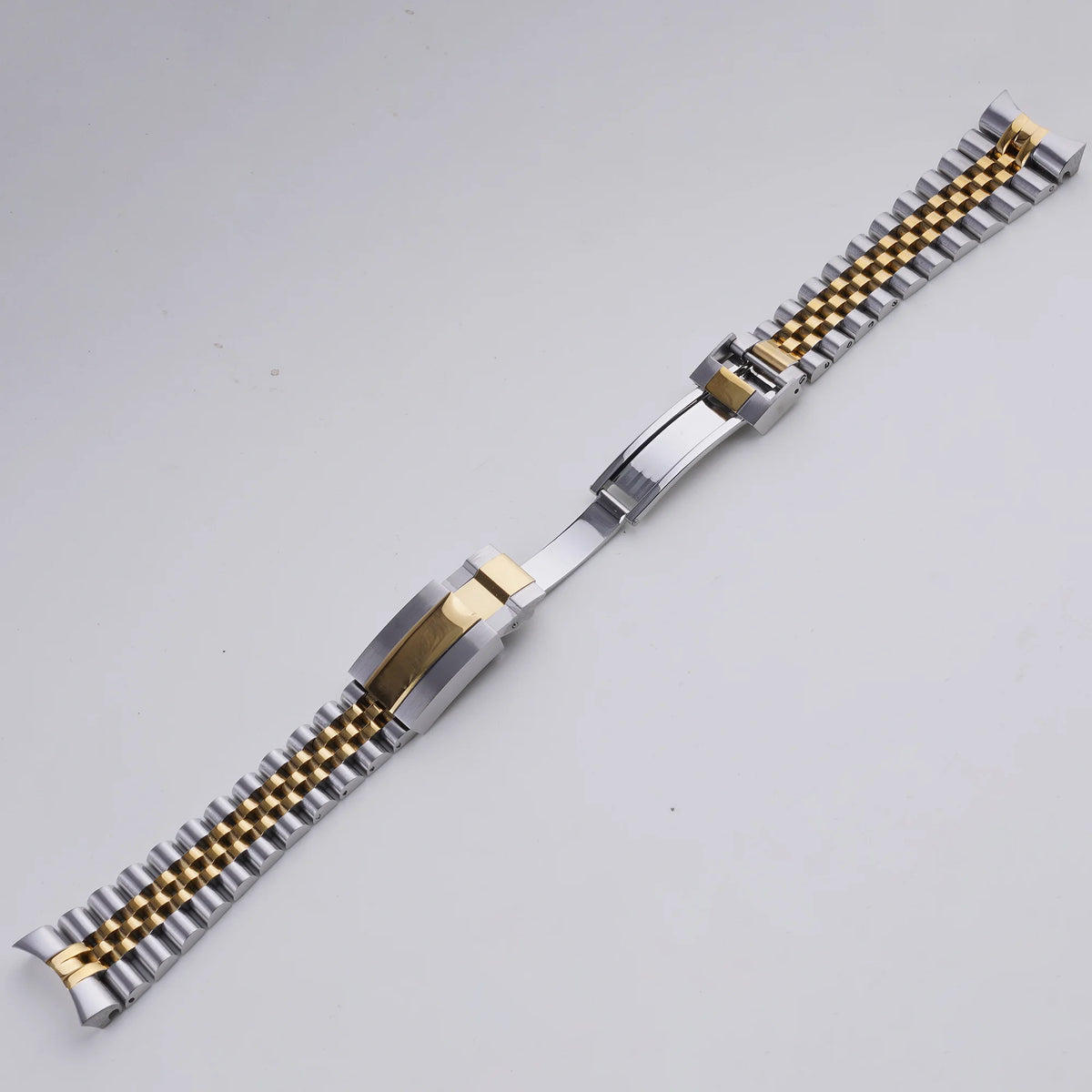 Rolamy 22mm Solid CurvedEnd Middle gold Stainless Steel Jubilee WatchBand Strap Luxury Bracelets For Casio MDV-106B MDV106G