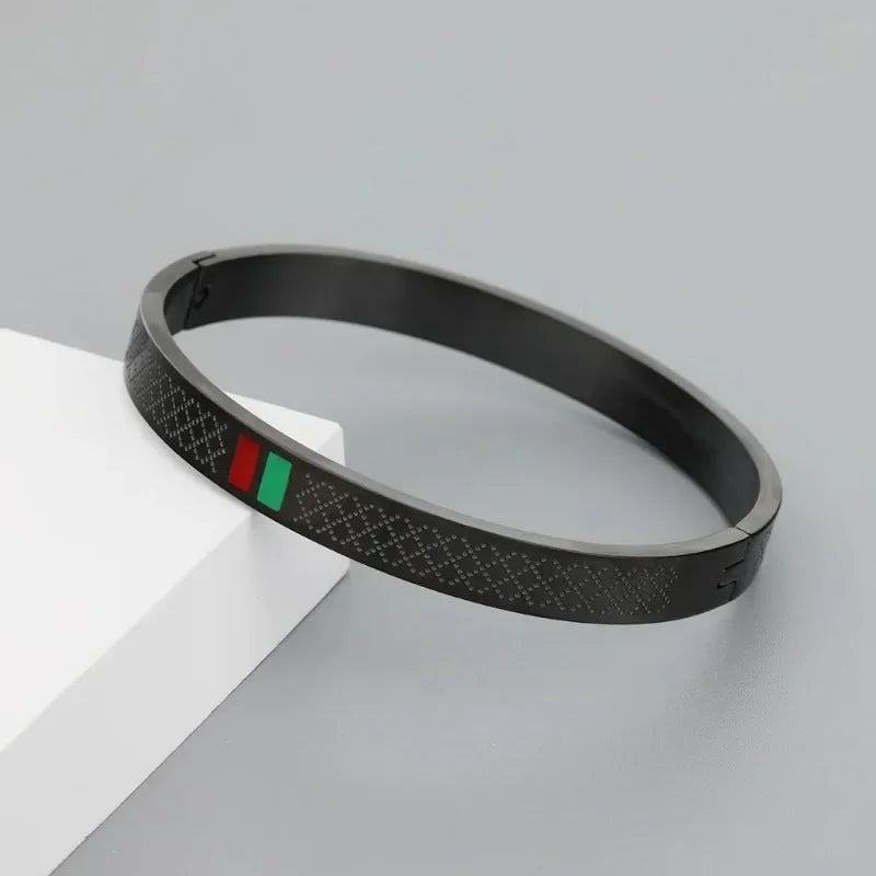 Man And Women's Trendy Bangle Stainless Steel Hand Jewelry Light Luxury Bracelets For Couple And lovers Gift Simple & Elegant