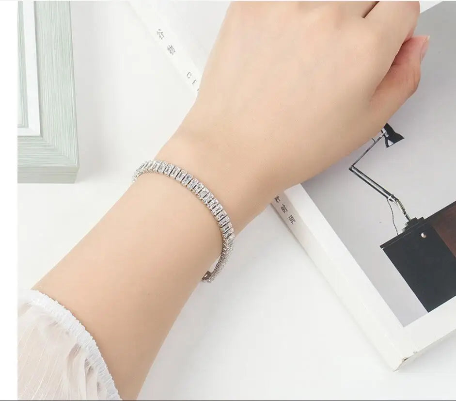 Luxury Designer 925 Sterling Silver Fine Crystal Bracelet for Women Fashion Jewelry Engagement Wedding Glamour 18CM