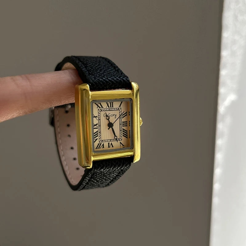 Aurajutt Petite Square Retro Watch