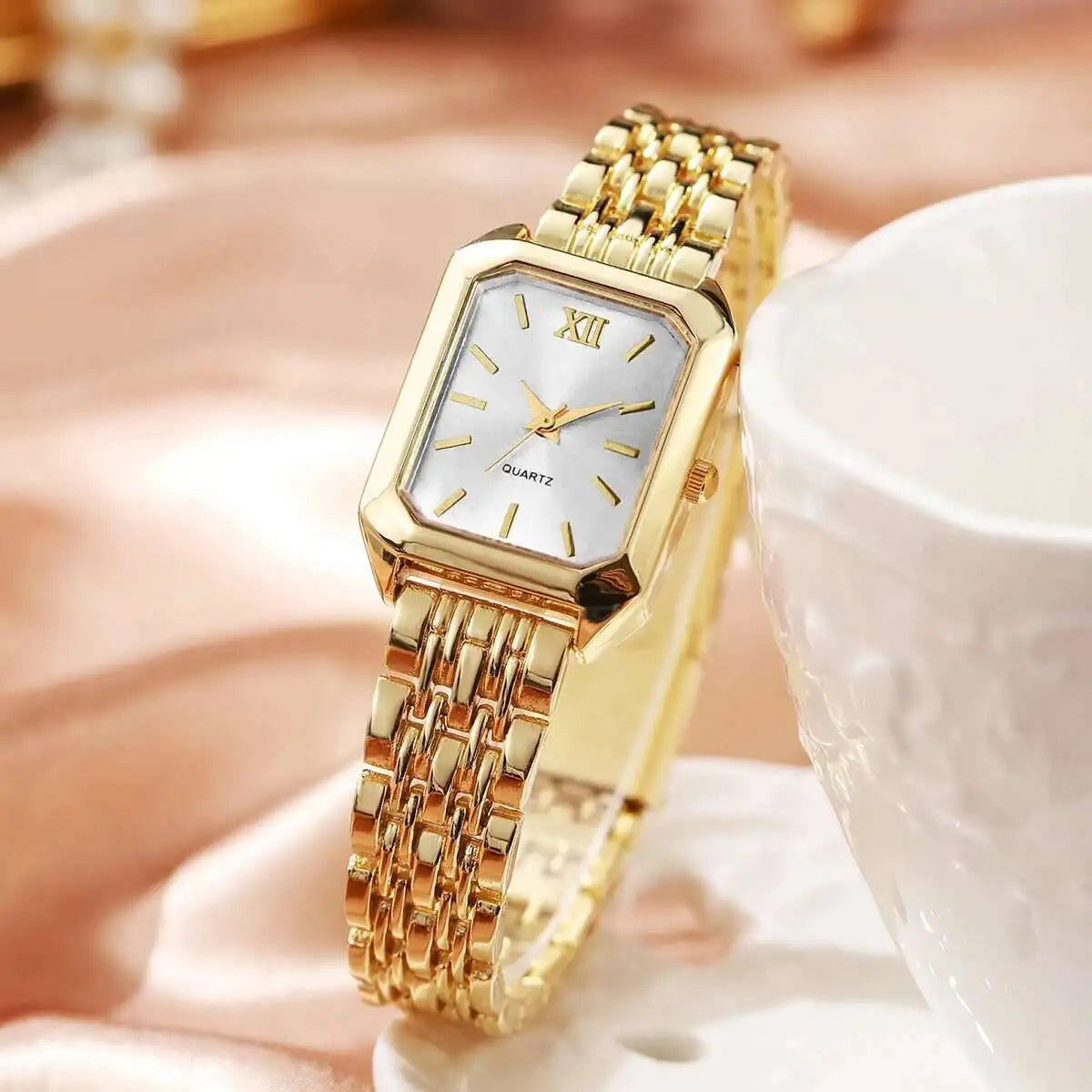 Aurajutt Rectangle Quartz Watch – Women's Elegant Alloy