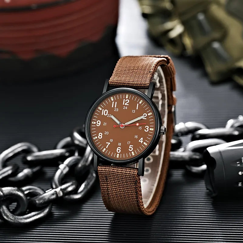 Aurajutt Big Dial Luminous Watch