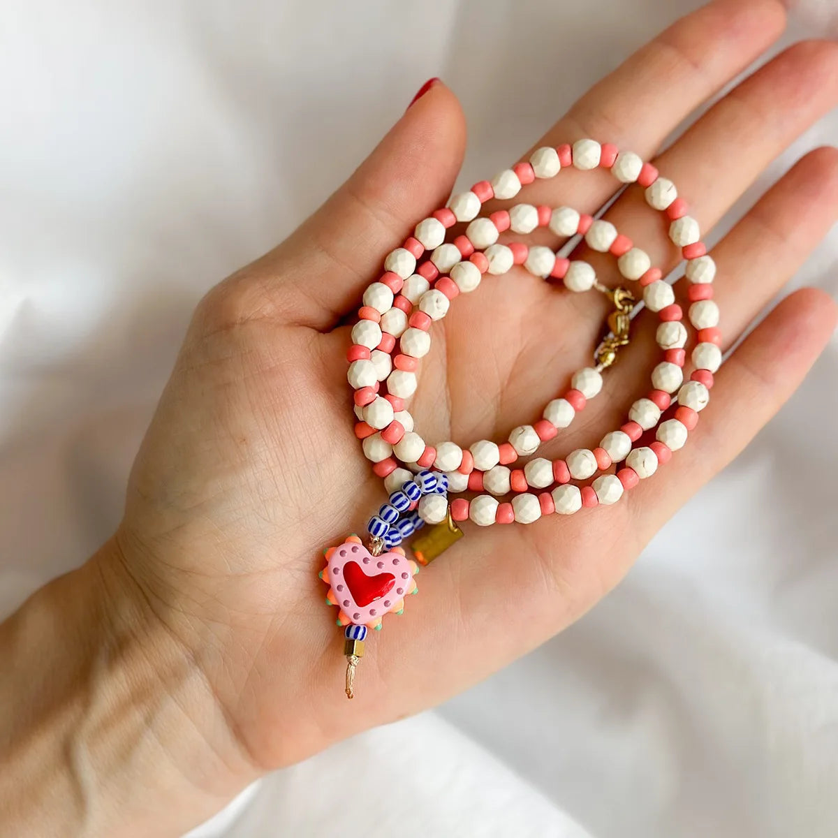 White Turquoise Bead Necklace with Heart Glass Pendant